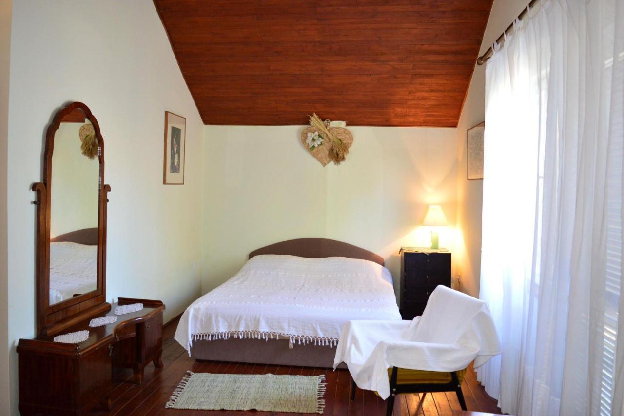 Holiday House Neno Гребащиця Екстер'єр фото